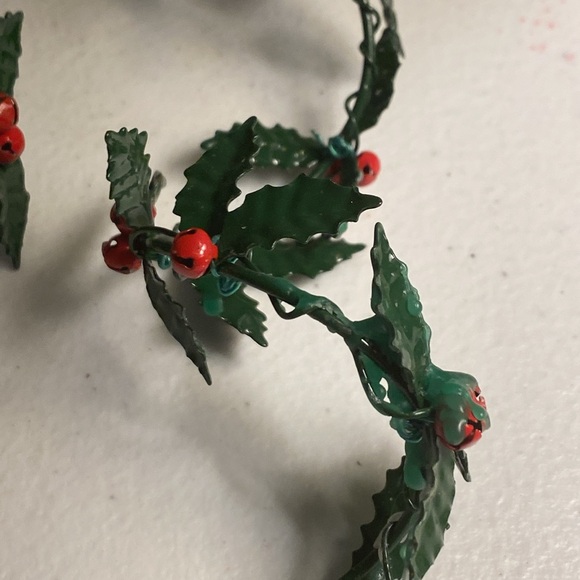 Vintage Dept 56 Enameled Metal Holly Bell Candle Spirals - Picture 5 of 7